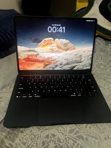 MacBook Air M4 16GB 13 Polegadas