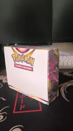 BOOSTER BOX ESTRELAS RADIANTES