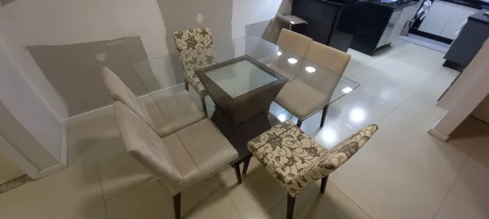 Mesa de jantar 6 lugares