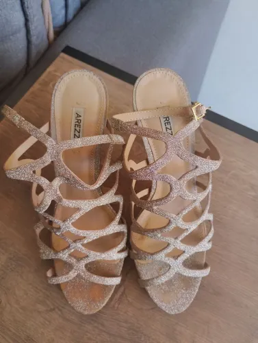 Sandália