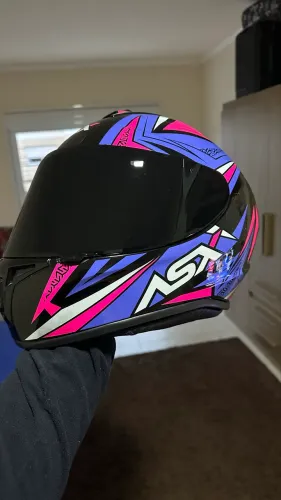 Capacete Asx zerado poucas vezes usado
