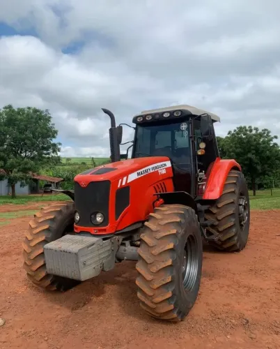 TRATOR MASSEY FERGUSON 7180
