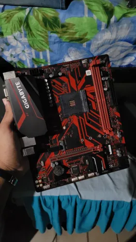 Placa mãe b450m gaming (gigabyte) 