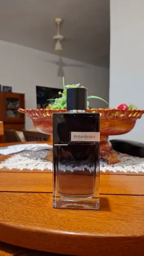 Yves Saint Laurent Y Eau de Parfum
