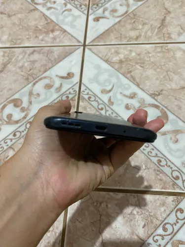 vendo celular, com o display queimado