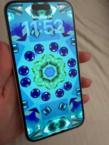 iPhone 16 Plus