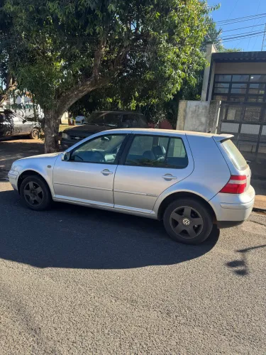 Volkswagen Golf 1.6 MI/ 1.6 MI Gener./black & Silver 2002