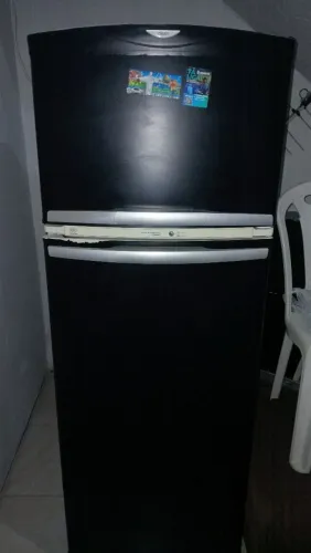 Vende-se Geladeira 