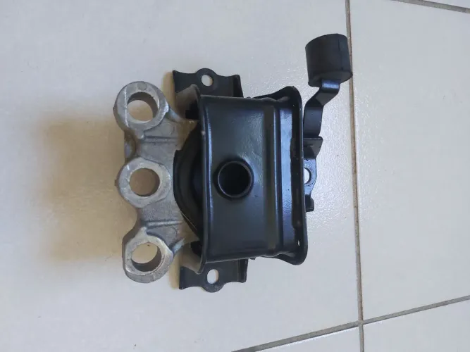 Coxim do motor lado direito Chevrolet 