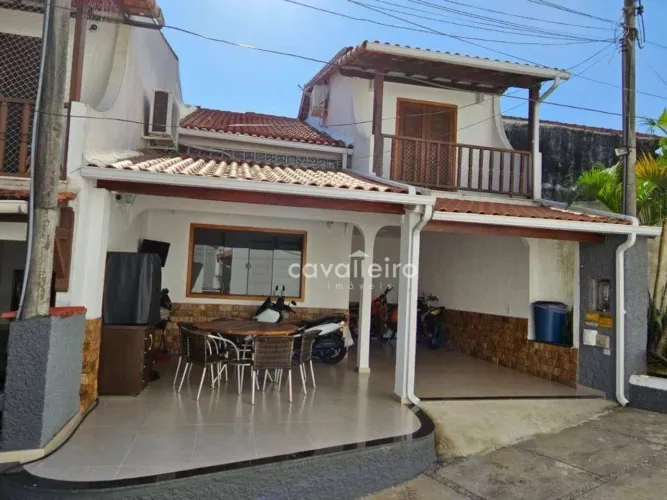 Casa com 3 dormitórios à venda, 120 m² - Centro - Maricá/RJ