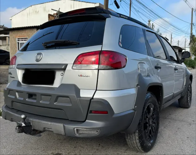 Fiat Palio Weekend Adventure Locker 1.8 Flex 2010