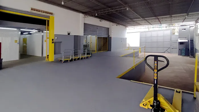 BOXES DE 5 A 60 M2 NO ANEL RODOVIARIO