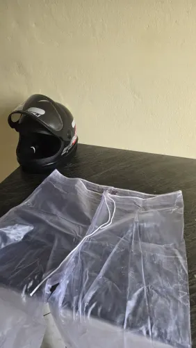 Capacete + Capa de Chuva