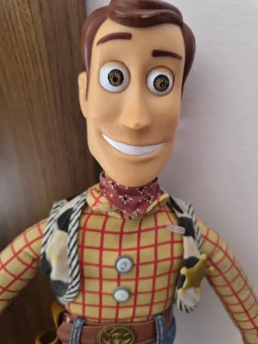 Boneco Woody Toy Story Original Falante 42 cm Disney Pixar