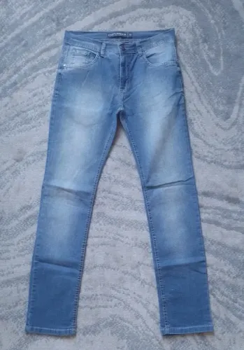Calça jeans masculina azul claro