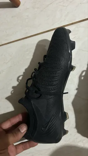 Chuteira Nike hypervenom luna