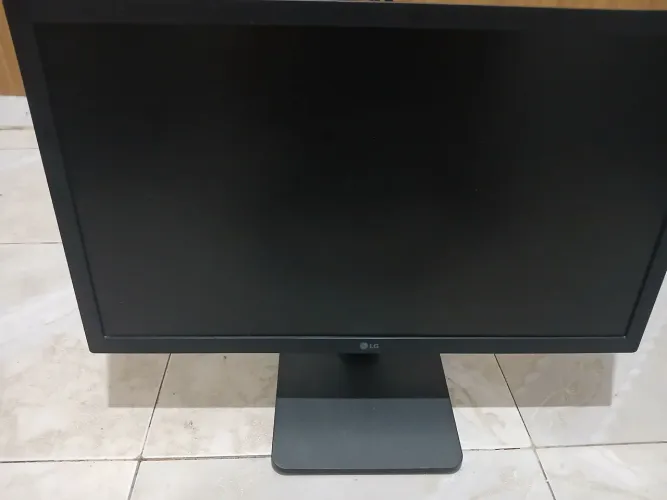 VENDO MONITOR DE 22 POLEGADA 