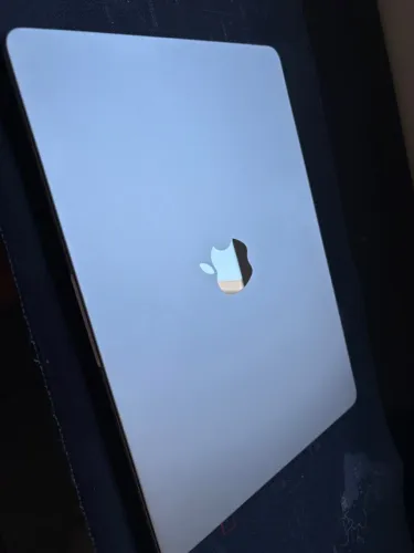 MacBook Air m2 256/8gb