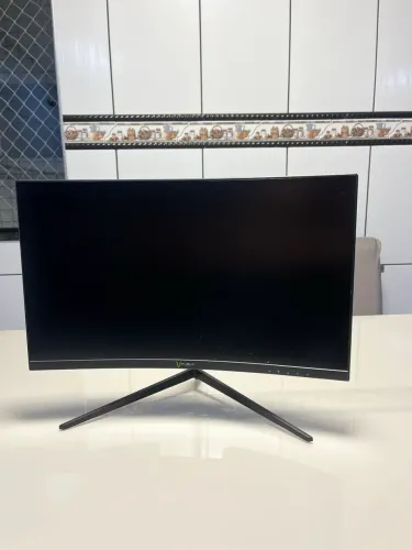 Monitor Gamer Husky Snow 23,6" Curvo 180Hz 1ms Full HD - Perfeito Estado