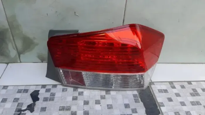 Lanterna City 2009 A 2012 Ld Original Esquerdo Vermelho