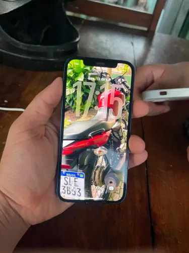 iPhone 12 para trocar + volta para mim