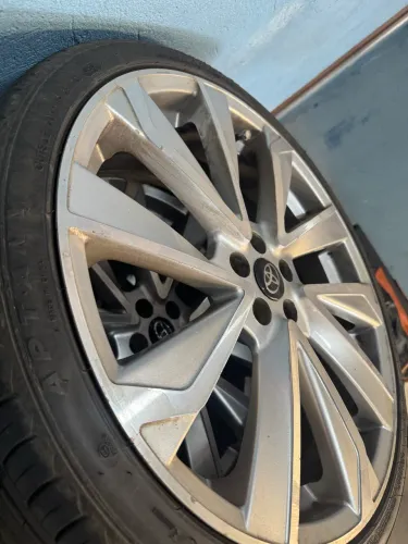 RODAS COROLLA CROS ARO 20