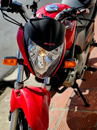 Vendo cb 300r