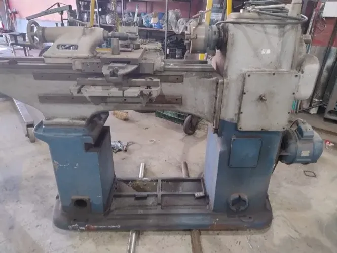 TORNO MECÂNICO INDUSTRIAL EUROPEU CKD Modrany S28