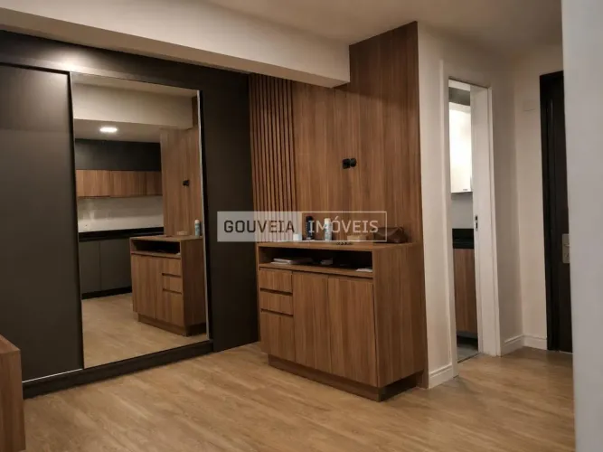Studio com 1 Quarto, 27M², Aluguel de R$ 2.400,00 + Taxas - Água Verde, Curitiba (Pr)
