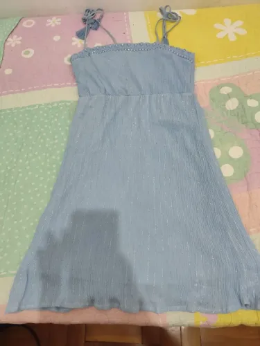 Vestidos vários. Tamanho P