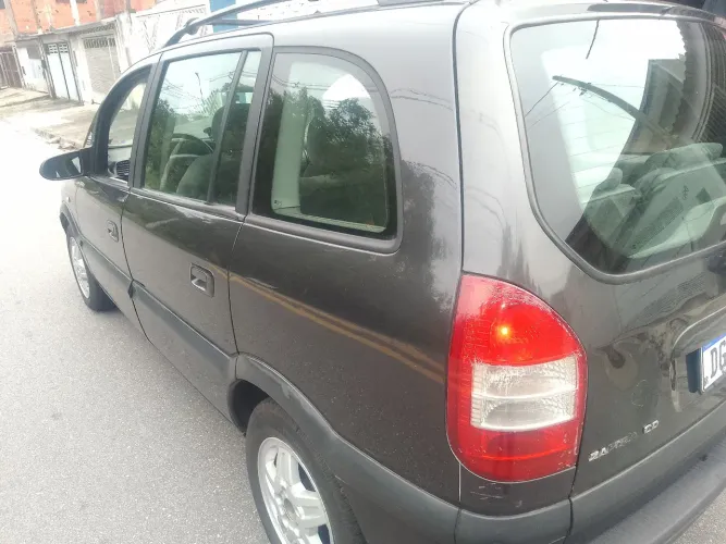 Chevrolet Zafira 2.0/ CD 2.0 8V MPFI 5P Mec. 2002