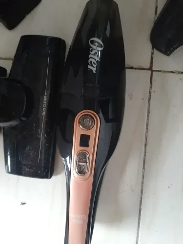 Aspirador de pó Oster