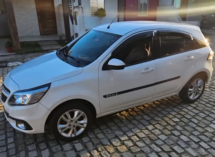 Chevrolet Agile LTZ 1.4 MPFI 8V Flexpower 5P 2014