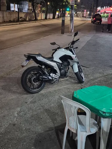 Vendo ou troco fz25
