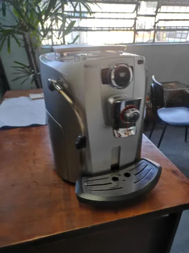 Cafeteira Saeco 