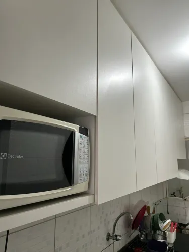 VENDO ARMÁRIO PLANEJADO SUPERIOR