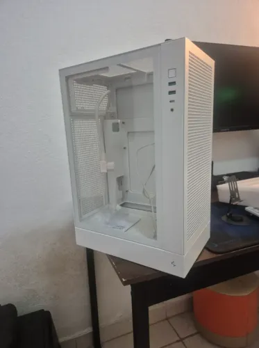 Gabinete Deepcool CH 170 PLUS - NOVO