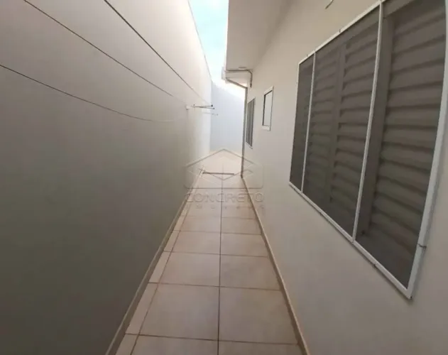 CASA PARA LOCAÇÃO NO JARDIM SOLANGE - 3 DORMITÓRIOS, SENDO 1 SUÍTE, E 2 VAGAS