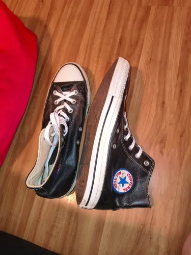 Tênis Converse All-Stars Preto em Couro Legítimo (42 Masculino)
