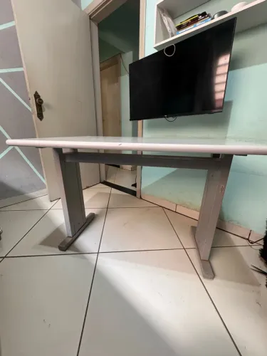Mesa para escritório/escrivaninha