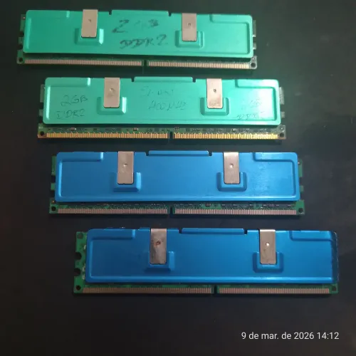 Memória Ram 2GB DDR2 cada Unidade