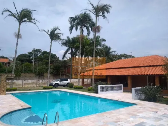 Chácara em Cd. Fechado- com 5 dormitórios à venda, 3381 m² por R$ 2.300.000 - Vitassay - B