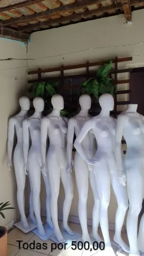 Manequins