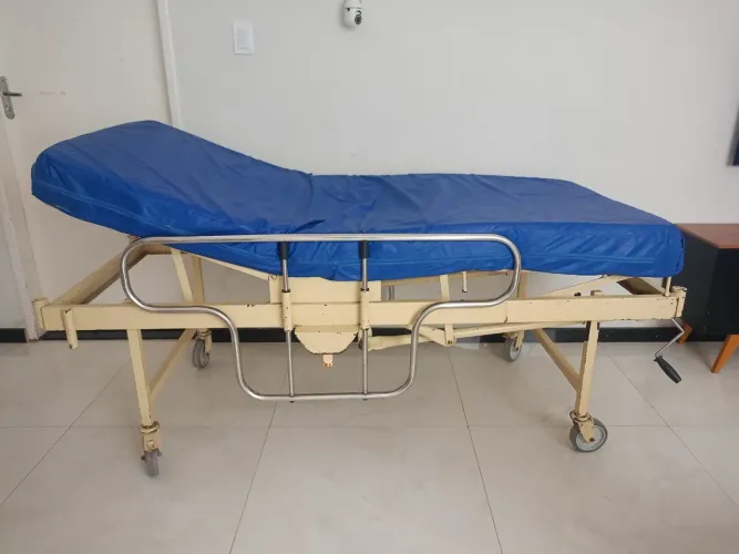 Cama hospitalar completa 