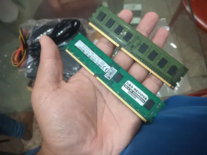 2 pentes DDR3 4GB