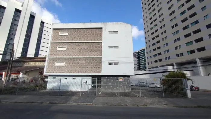 Imóvel para aluguel tem 25 metros quadrados em Madalena - Recife - PE