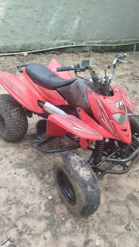 VENDO QUADRICICLO TRX 300