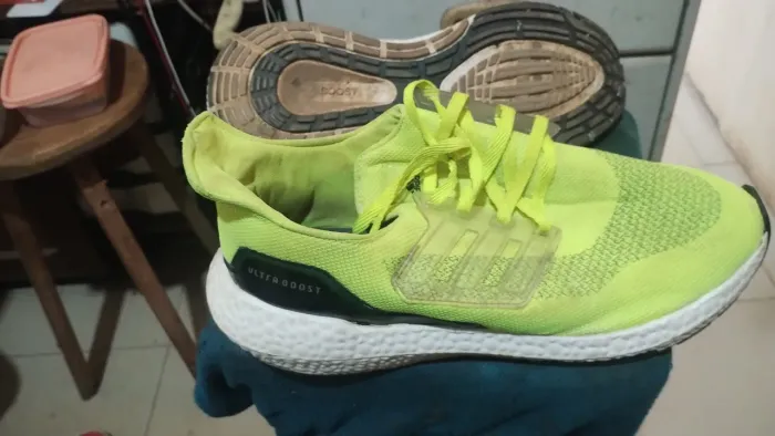 Tênis Adidas