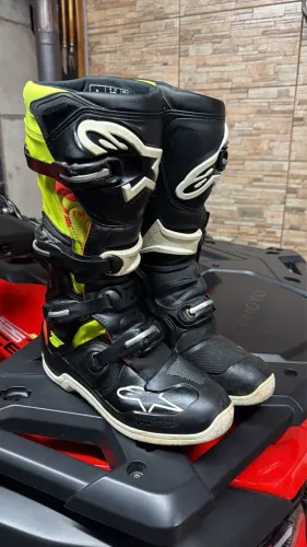 Bota motocross/ trilha 
