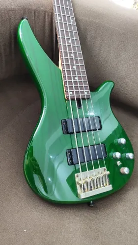 Baixo yamaha Rbx 765a